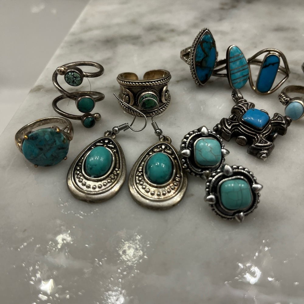 Turquoise Jewelry; Tiffany’s stirling silver eternity necklace pendant; etc